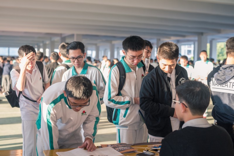 ѭW(xu)L(zhng)E̽δ(li)ġ(yng)(sh)(yn)W(xu)УáУAɹe